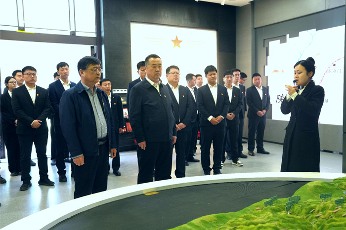 1775465265591479.jpeg R5_07078_副本.jpg