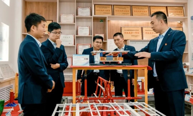 1790642063579466.jpeg 技术革新蓄动能.jpg